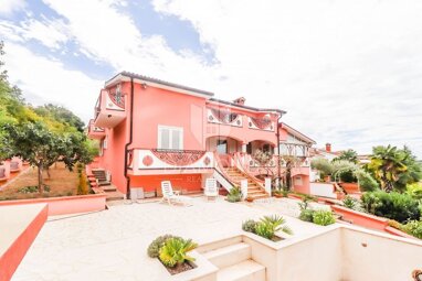 Haus zum Kauf 760.000 € 8 Zimmer 405 m² 1.173 m² Grundstück Porec center 52440