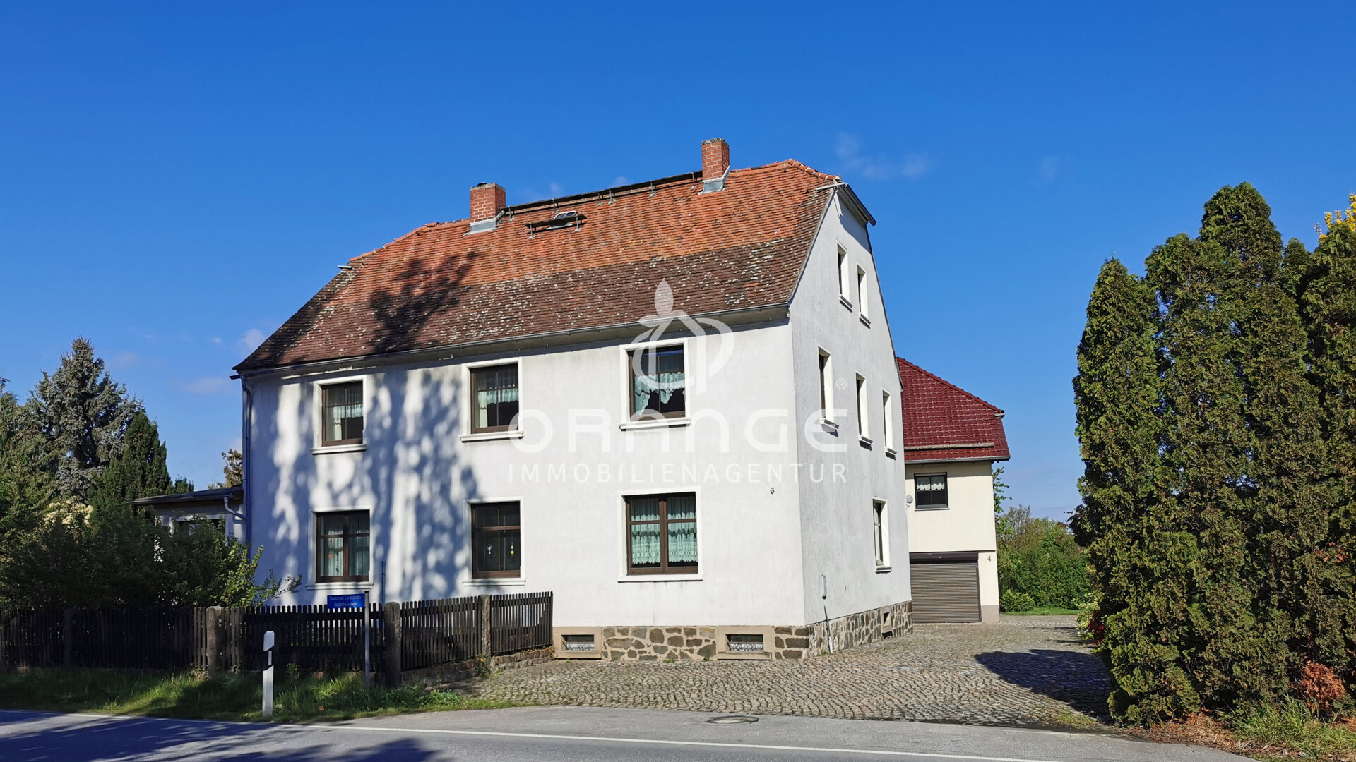 Mehrfamilienhaus zum Kauf provisionsfrei 129.500 € 7 Zimmer 220 m²<br/>Wohnfläche 1.176 m²<br/>Grundstück Bautzener Landstraße 6 Kotitz Weißenberg / Kotitz 02627