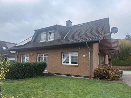 Einfamilienhaus zum Kauf 369.500 € 5 Zimmer 166 m² 702 m² Grundstück Haina 35114