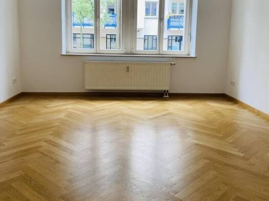 Wohnung zur Miete 1.195 € 3 Zimmer 91,9 m² Johannstadt-Nord Ortsamtsbereich Altstadt 01307