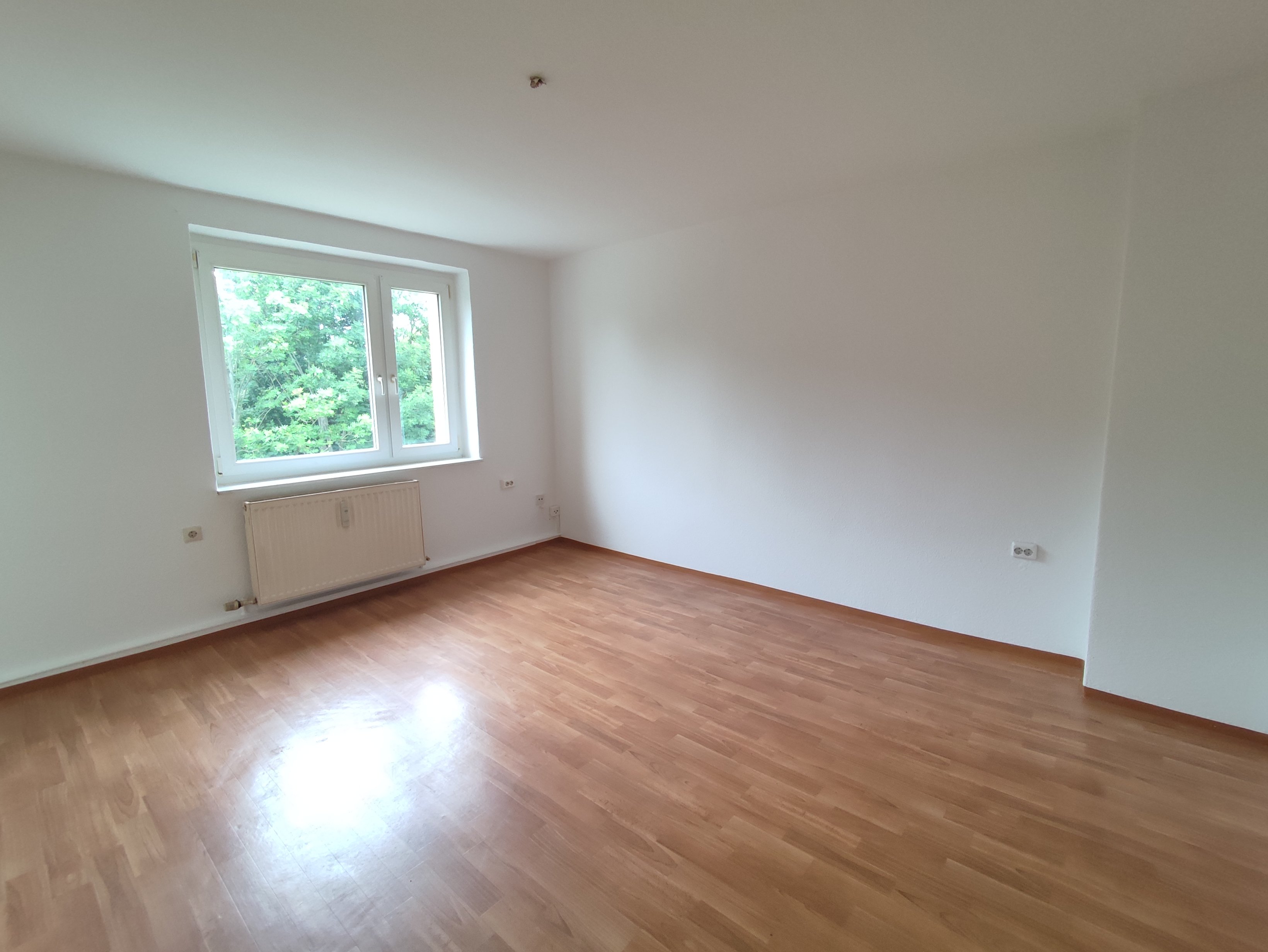 Wohnung zur Miete 155 € 2 Zimmer 23,9 m²<br/>Wohnfläche EG<br/>Geschoss ab sofort<br/>Verfügbarkeit Rosenstraße 12 Löbau Löbau 02708