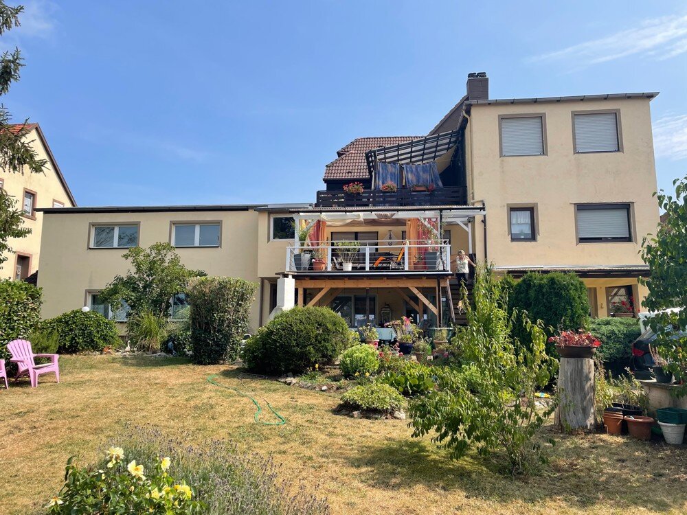 Mehrfamilienhaus zum Kauf als Kapitalanlage geeignet 895.000 € 19 Zimmer 538 m²<br/>Wohnfläche 1.211 m²<br/>Grundstück Hauptstraße 85 Einöd Homburg 66424