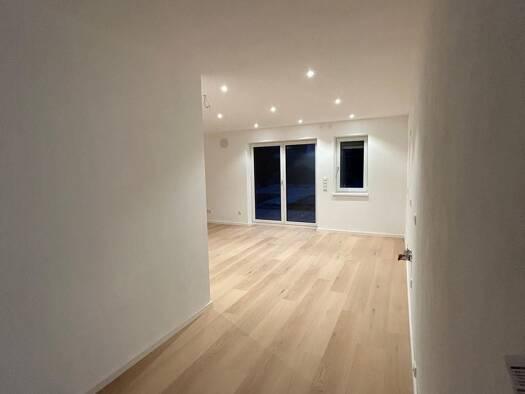 Terrassenwohnung zur Miete 887 € 3 Zimmer 65 m² Geschoss EG/1 frei ab sofort Am Wasen 6 Langlau Pfofeld 91738