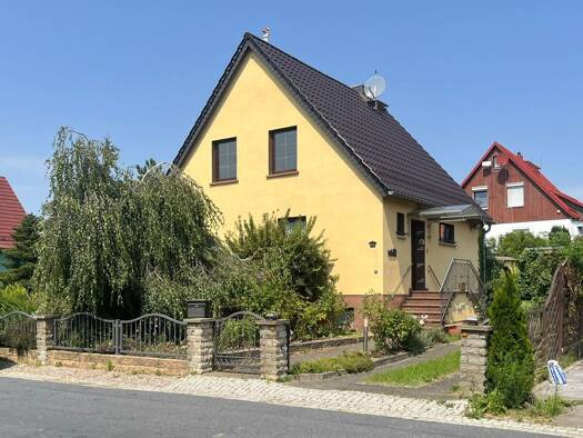 Einfamilienhaus zum Kauf 229.000 € 5 Zimmer 105 m² 548 m² Grundstück Kmehlen Priestewitz 01561