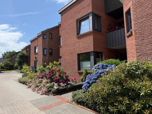 Terrassenwohnung zum Kauf 245.000 € 3 Zimmer 74 m² frei ab sofort Husum Husum 25813