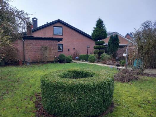 Einfamilienhaus zur Miete 1.500 € 4,5 Zimmer 150 m² 800 m² Grundstück frei ab 15.09.2026 Schuby 24850