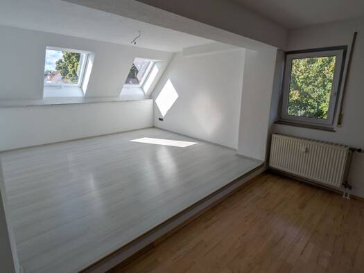Wohnung zur Miete 900 € 3 Zimmer 90 m² Geschoss 2/3 frei ab 01.11.2025 Höchstadt Höchstadt a.d.Aisch 91315