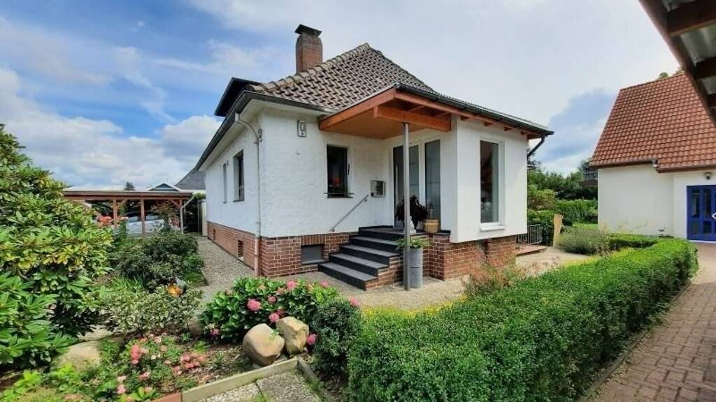 Haus zum Kauf provisionsfrei 367.000 € 4,5 Zimmer 154 m² 590 m² Grundstück Ehmen Wolfsburg 38442