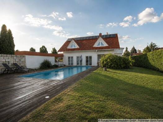 Einfamilienhaus zum Kauf 520.000 € 5 Zimmer 165 m² 970 m² Grundstück Königsweg 1 Ohrdruf 99885
