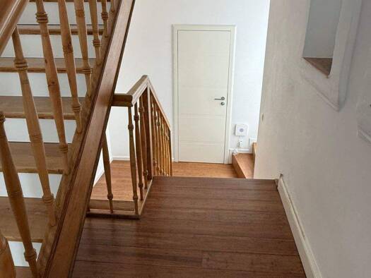 Immobilie zur Miete 2.250 € 3,5 Zimmer 128 m² 170 m² Grundstück frei ab 15.10.2026 Rheinbach Rheinbach 53359