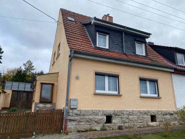 Doppelhaushälfte zum Kauf 55.000 € 5 Zimmer 120 m² 799 m² Grundstück Marolterode 99994