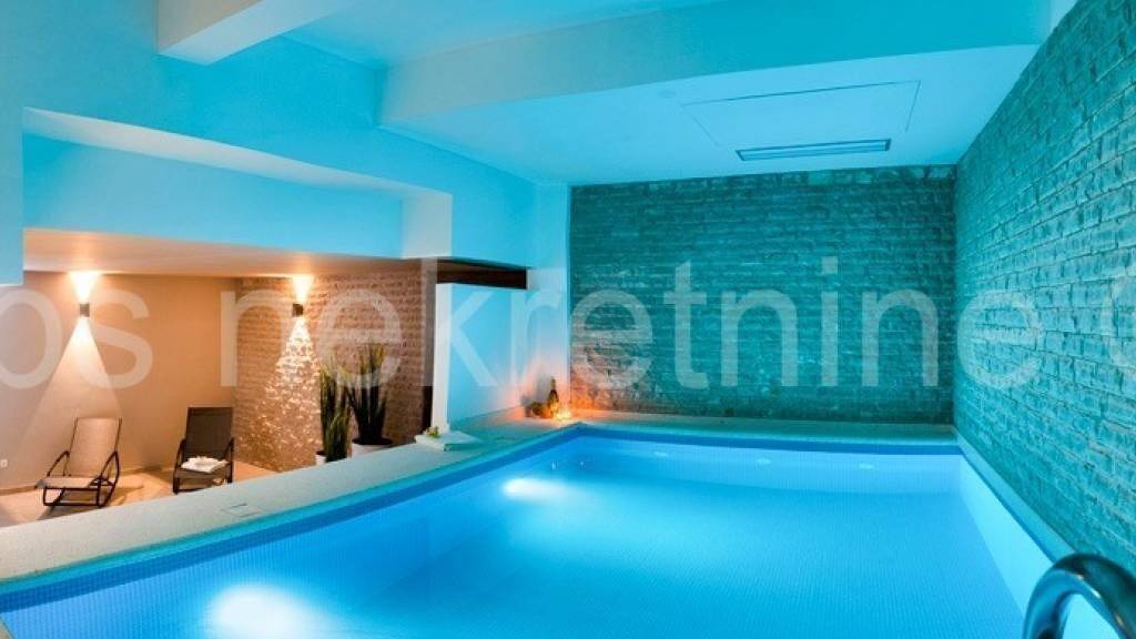 Haus zum Kauf 1.850.000 € 6 Zimmer 300 m² Okrug