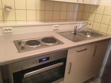 Wohnung zur Miete 450 € 1 Zimmer 38 m² frei ab 01.11.2024 Rosengasse 10 Planungsbezirk 103 Straubing 94315