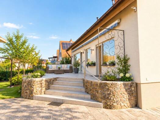 Wohnung zur Miete 1.285 € 4 Zimmer 115,4 m² EG frei ab 01.11.2026 Sasbach Sasbach am Kaiserstuhl 79361