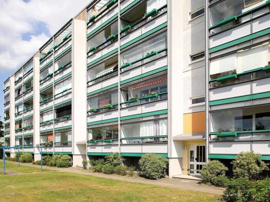 Wohnung zur Miete 457 € 4 Zimmer 76,1 m² 4. Geschoss Semmelweisstr. 18 Oststadt Neubrandenburg 17036