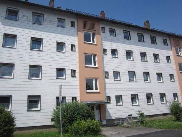 Wohnung zur Miete 799 € 4 Zimmer 82,4 m² 1. Geschoss frei ab 21.03.2026 Holzheimerstraße 2a Haidenhof-Nord Passau 94032