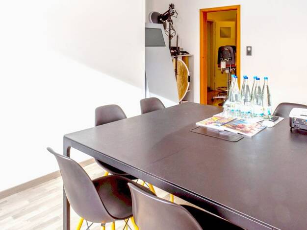 Bürofläche zur Miete provisionsfrei 325 € 18 m² Bürofläche Schloßstraße West Stuttgart 70176