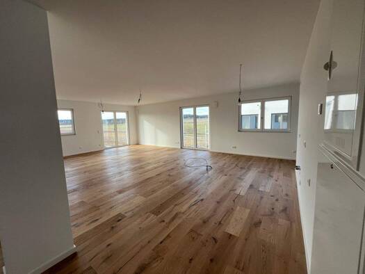 Wohnung zur Miete 1.285 € 4 Zimmer 135,3 m² 1. Geschoss Kirchenlaibach Speichersdorf 95469