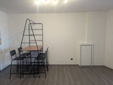 Wohnung zur Miete 570 € 2 Zimmer 63 m² frei ab 01.08.2025 Stadtmitte Grevenbroich 41515