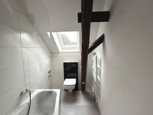 Wohnung zur Miete 385 € 3 Zimmer 63,7 m² 2. Geschoss frei ab 01.01.2026 Chemnitzer Straße 60 Grünhainichen 09579