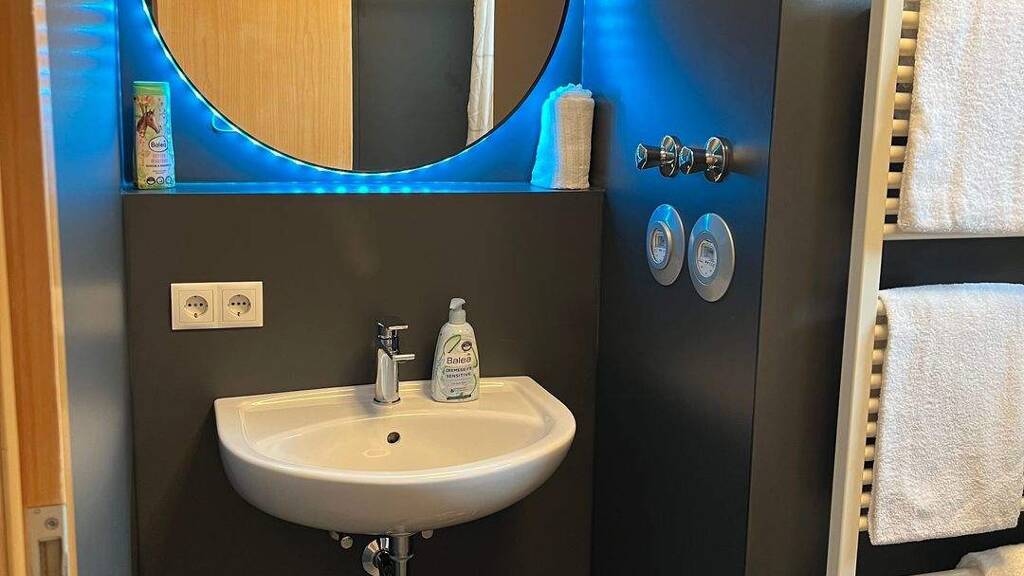 Wohnung zur Miete Wohnen auf Zeit 7.000 € 3 Zimmer 102 m² frei ab sofort Bergheim Heidelberg 69115