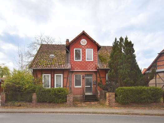 Einfamilienhaus zum Kauf 240.000 € 7 Zimmer 188 m² 574 m² Grundstück Oelerse Edemissen bei Peine 31234