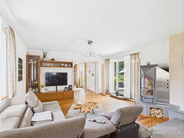 Einfamilienhaus zum Kauf 1.990.000 € 7 Zimmer 450 m² 6.489 m² Grundstück Guttenburg Gräfenberg 91322