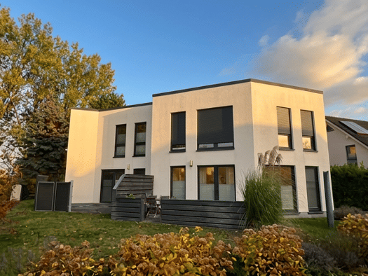Mehrfamilienhaus zum Kauf 725.000 € 6 Zimmer 180 m² 425 m² Grundstück frei ab sofort Ost 18107