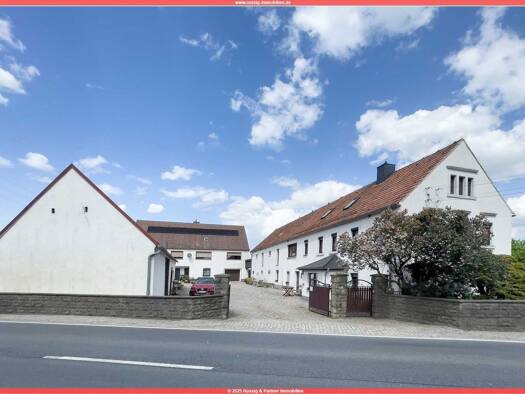 Bauernhaus zum Kauf 348.000 € 13 Zimmer 300 m² 2.210 m² Grundstück Wildenhain Großenhain 01561