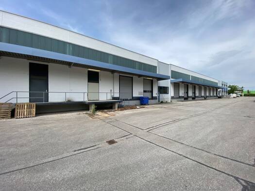 Medizinisches Gebäude zur Miete 12,90 € 1.032,7 m² Bürofläche teilbar ab 1.032,7 m² Feldkirchen 85622