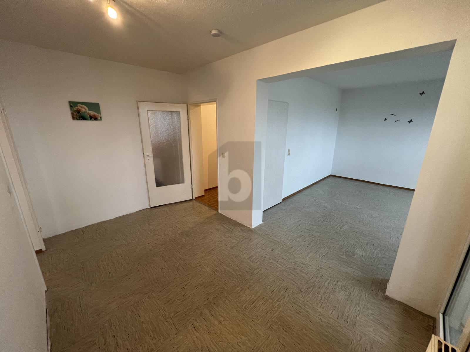 Wohnung zum Kauf 88.000 € 4 Zimmer 84 m²<br/>Wohnfläche 3.<br/>Geschoss Hakedahl Detmold 32758