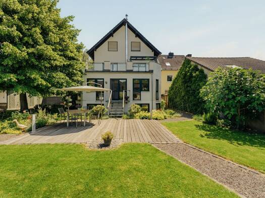 Doppelhaushälfte zum Kauf 879.000 € 13 Zimmer 370,5 m² 863 m² Grundstück Donrath Lohmar 53797