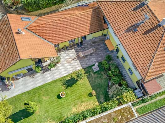 Einfamilienhaus zum Kauf 649.000 € 6,5 Zimmer 190 m² 1.452 m² Grundstück Grabern 2020