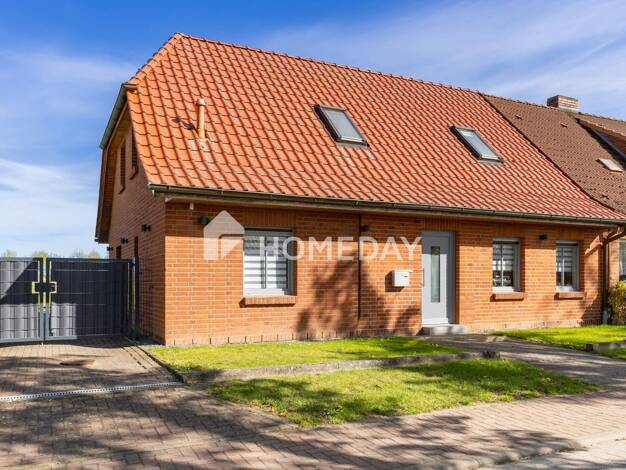 Doppelhaushälfte zum Kauf 320.000 € 5 Zimmer 100 m² 1.825 m² Grundstück Harmshagen Testorf-Steinfort 23936