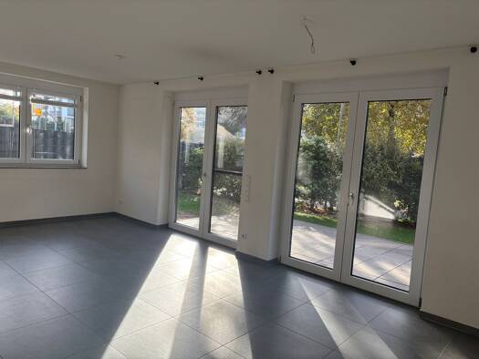 Wohnung zur Miete 1.290 € 3 Zimmer 115 m² Geschoss EG/3 frei ab 01.11.2026 Hausen Obertshausen 63179