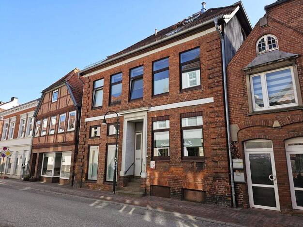 Mehrfamilienhaus zum Kauf als Kapitalanlage geeignet 529.000 € 10,5 Zimmer 265 m² 435 m² Grundstück Mölln 23879