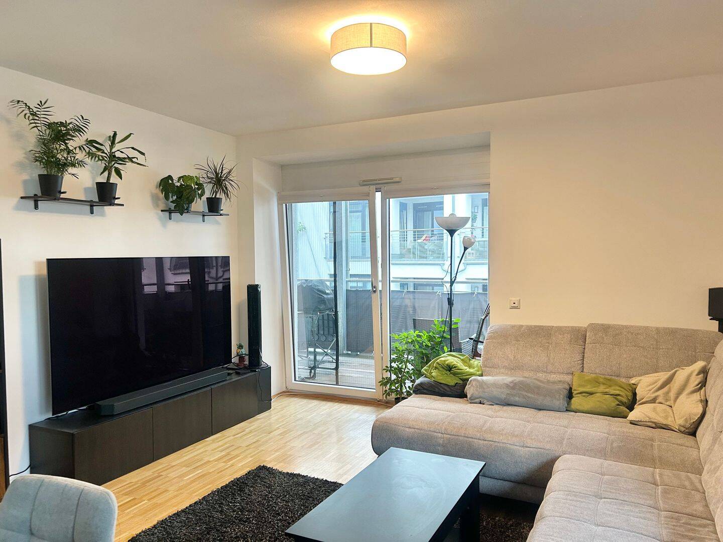 ***COMING HOME***TOP MODERNE 2 ZIMMER WOHNUNG MIT BALKON UND TIEFGARAGEN- STELLPLATZ – Heideloffstr. 22, 90478 Nürnberg – Vorschaubild 6