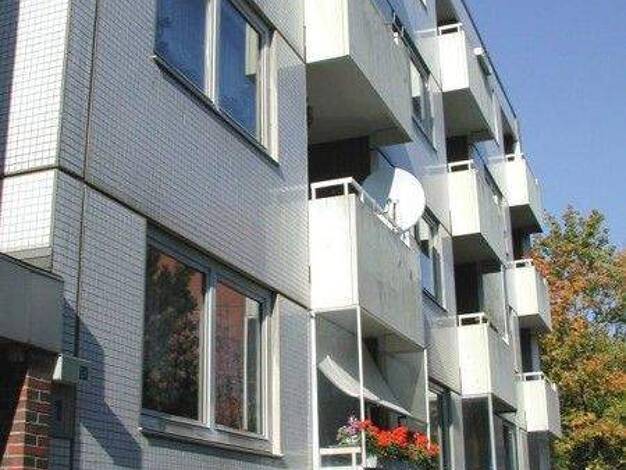 Wohnung zur Miete 670 € 2 Zimmer 51,2 m² 2. Geschoss frei ab 25.12.2025 Dehnckestr. 1 Schreventeich Kiel 24116