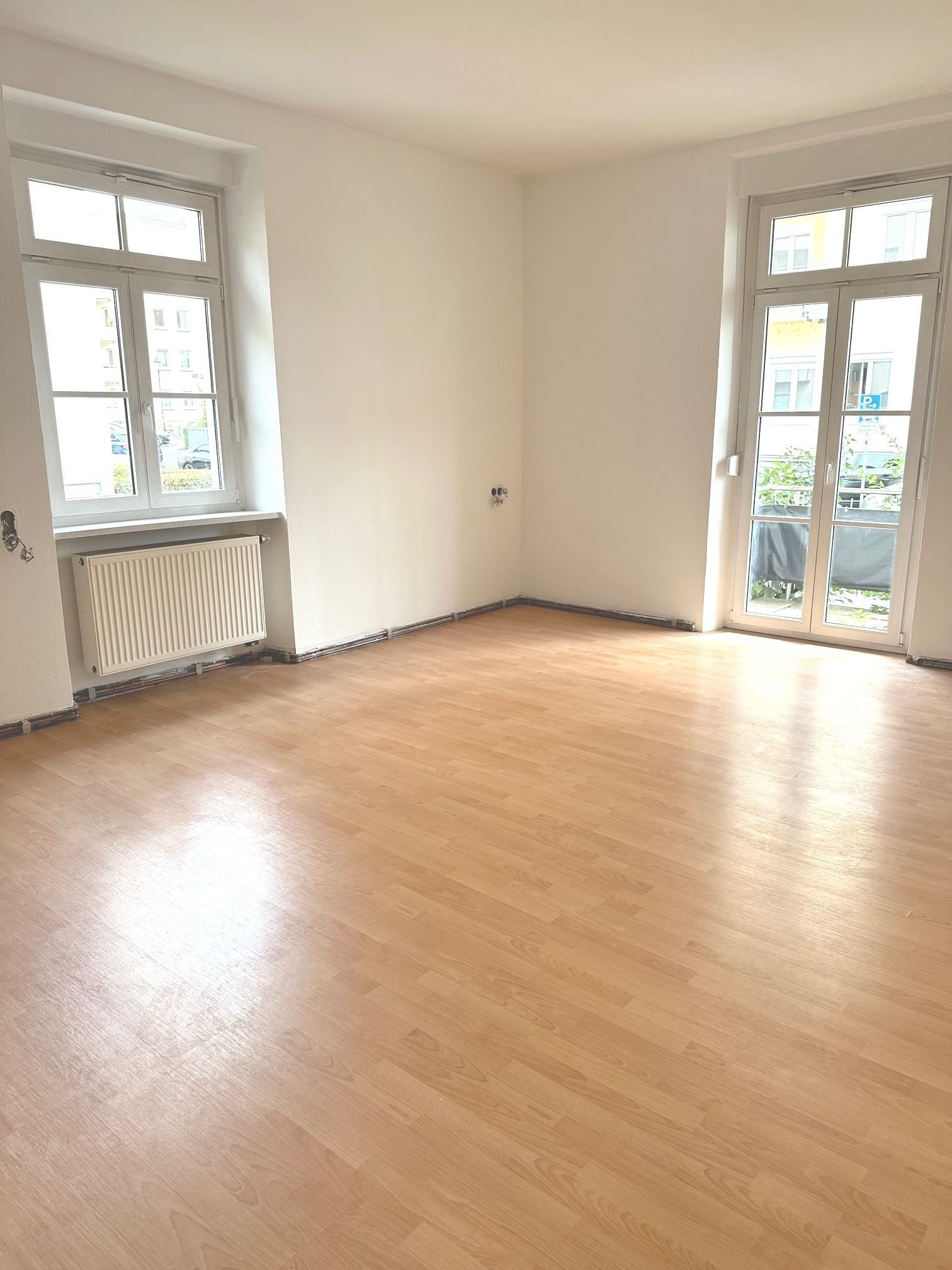 Wohnung zum Kauf 399.000 € 3 Zimmer 90 m²<br/>Wohnfläche EG<br/>Geschoss ab sofort<br/>Verfügbarkeit Rennweg Würzburg 97072