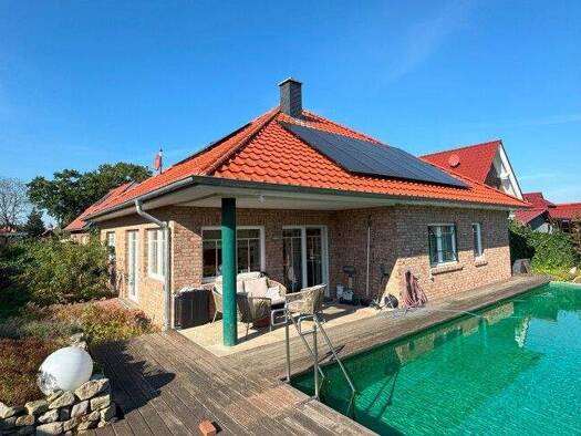 Bungalow zum Kauf 349.000 € 3 Zimmer 100 m² 737 m² Grundstück Eckfleth Elsfleth 26931