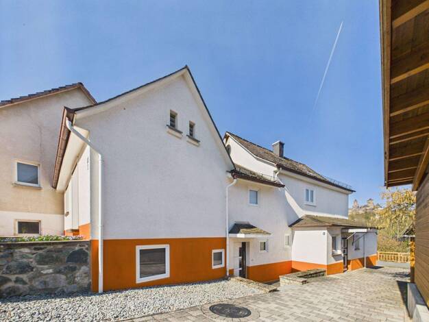 Mehrfamilienhaus zum Kauf 299.000 € 7 Zimmer 160 m² 706 m² Grundstück frei ab sofort Braunfels Braunfels 35619
