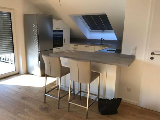 Wohnung zur Miete 1.090 € 3,5 Zimmer 96 m² Geschoss 2/2 frei ab 01.10.2026 Amberg Amberg 92224