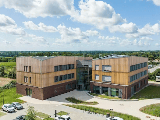 Bürofläche zur Miete provisionsfrei 6.500 € 331 m² Bürofläche Birkenring Bad Segeberg 23795