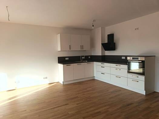 Wohnung zur Miete 1.450 € 3 Zimmer 80 m² Geschoss 2/4 frei ab sofort Darmstadt 64295
