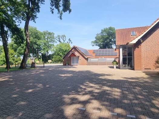 Haus zum Kauf 990.000 € 22 Zimmer 685,1 m² 4.000 m² Grundstück Tweelbäke-Ost Hatten 26209