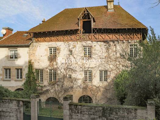 Einfamilienhaus zum Kauf 230.000 € 10 Zimmer 320 m² Eymoutiers 87120