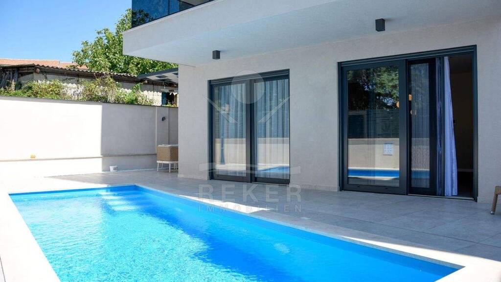 Maisonette zum Kauf - Erstbezug 554.000 € 4 Zimmer 152,1 m² EG Tar