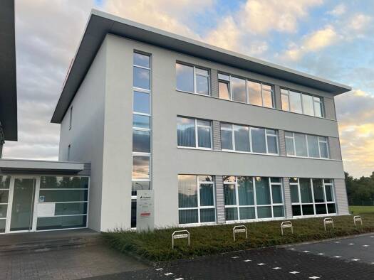 Büro zur Miete provisionsfrei 3.646 € 358,4 m² Bürofläche Kernstadt Paderborn 33106
