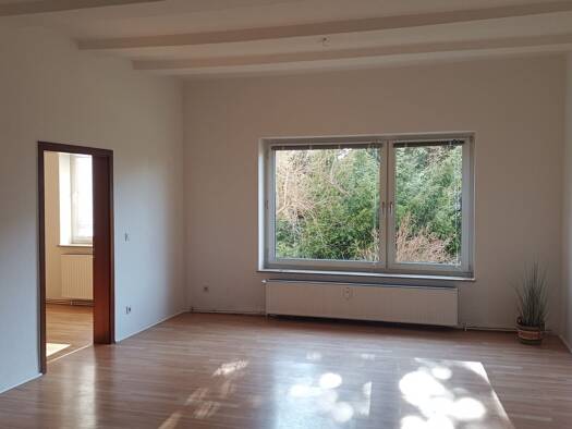 Wohnung zur Miete 670 € 3 Zimmer 76 m² Geschoss EG/1 frei ab sofort Stadthagen 31655