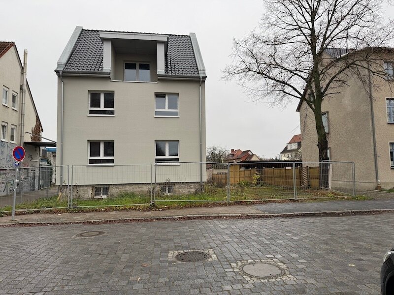 Haus zum Kauf 299.000 € 179,3 m²<br/>Wohnfläche 314 m²<br/>Grundstück Vogelviertel Neubrandenburg 17033